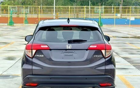 Honda Vezel, 2020 год, 1 590 000 рублей, 8 фотография