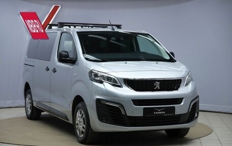 Peugeot Traveller I, 2020 год, 2 590 000 рублей, 3 фотография