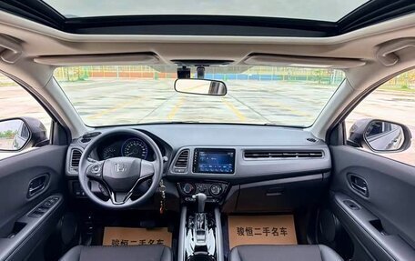 Honda Vezel, 2020 год, 1 590 000 рублей, 11 фотография