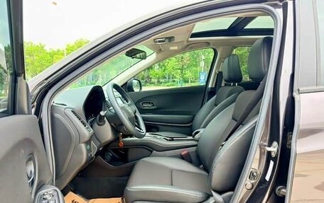 Honda Vezel, 2020 год, 1 590 000 рублей, 15 фотография