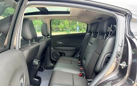 Honda Vezel, 2020 год, 1 590 000 рублей, 16 фотография