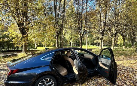 Hyundai Sonata VIII, 2020 год, 2 300 000 рублей, 9 фотография