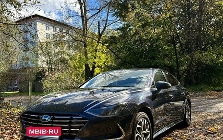 Hyundai Sonata VIII, 2020 год, 2 300 000 рублей, 3 фотография
