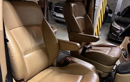 Hyundai Grand Starex Grand Starex I рестайлинг 2, 2011 год, 1 000 000 рублей, 13 фотография