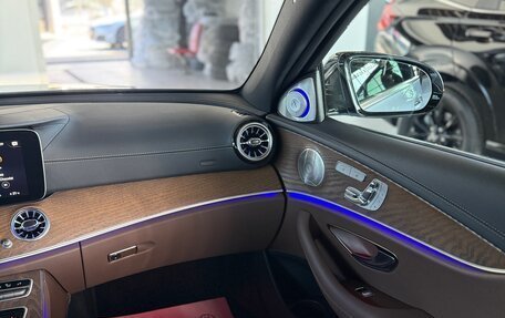Mercedes-Benz E-Класс, 2021 год, 5 350 000 рублей, 19 фотография