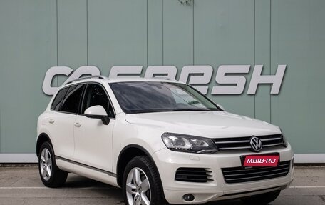 Volkswagen Touareg III, 2011 год, 2 299 000 рублей, 1 фотография