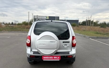Chevrolet Niva I рестайлинг, 2012 год, 695 000 рублей, 8 фотография
