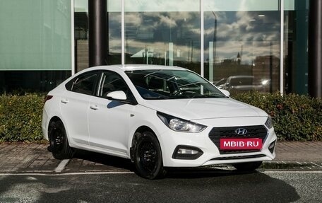 Hyundai Solaris II рестайлинг, 2020 год, 1 300 000 рублей, 5 фотография