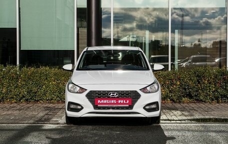 Hyundai Solaris II рестайлинг, 2020 год, 1 300 000 рублей, 3 фотография