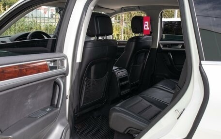 Volkswagen Touareg III, 2011 год, 2 299 000 рублей, 11 фотография