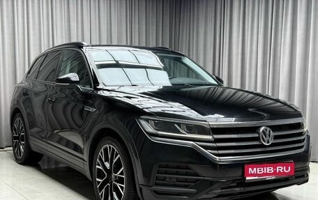 Volkswagen Touareg III, 2019 год, 4 249 000 рублей, 1 фотография