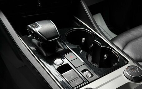 Volkswagen Touareg III, 2019 год, 4 249 000 рублей, 17 фотография