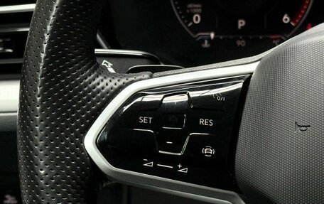 Volkswagen Touareg III, 2019 год, 4 249 000 рублей, 20 фотография