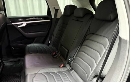 Volkswagen Touareg III, 2019 год, 4 249 000 рублей, 28 фотография