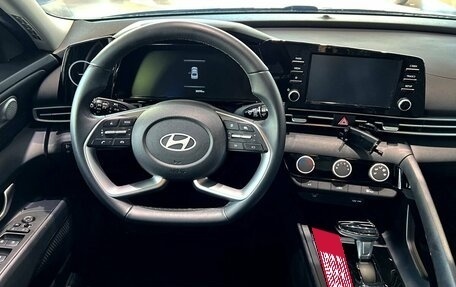 Hyundai Elantra, 2023 год, 2 050 000 рублей, 21 фотография