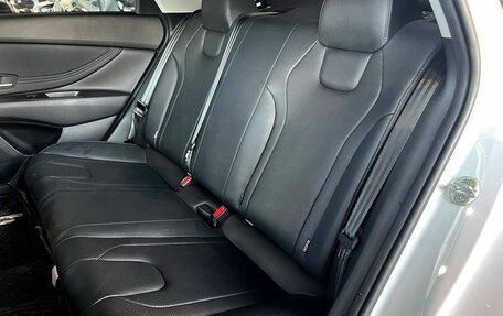 Hyundai Elantra, 2023 год, 2 050 000 рублей, 25 фотография