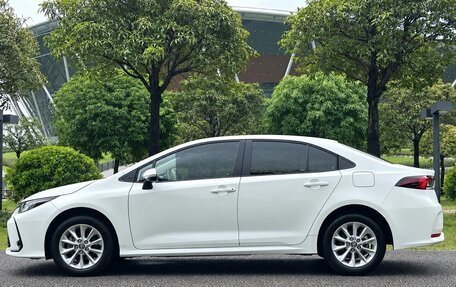 Toyota Corolla, 2022 год, 1 440 000 рублей, 5 фотография