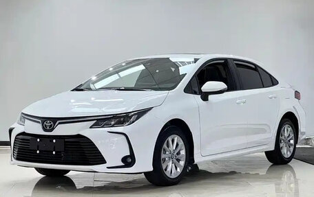 Toyota Corolla, 2021 год, 1 098 000 рублей, 3 фотография
