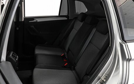Volkswagen Tiguan II, 2021 год, 3 599 000 рублей, 9 фотография