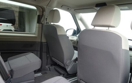 Volkswagen Multivan, 2023 год, 4 760 001 рублей, 19 фотография
