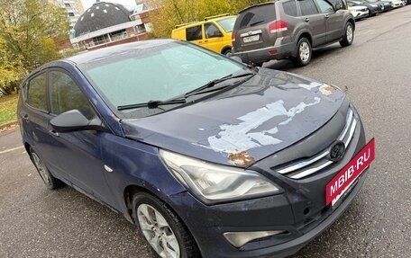 Hyundai Solaris II рестайлинг, 2015 год, 300 000 рублей, 20 фотография