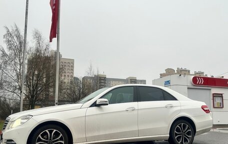 Mercedes-Benz E-Класс, 2012 год, 1 250 000 рублей, 2 фотография