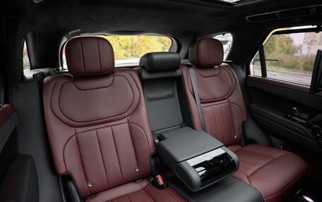 Land Rover Range Rover Sport, 2026 год, 18 500 000 рублей, 20 фотография