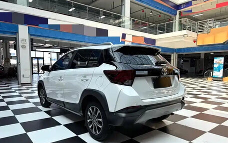 Toyota Yaris XP150 рестайлинг, 2022 год, 1 308 000 рублей, 4 фотография