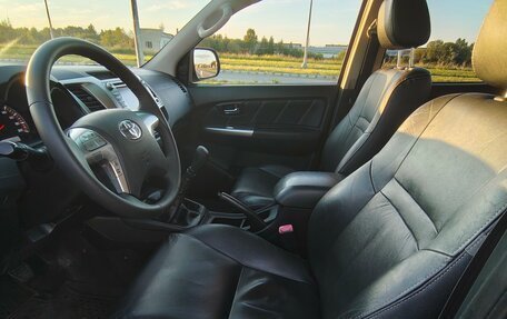 Toyota Hilux VII, 2014 год, 2 250 000 рублей, 11 фотография