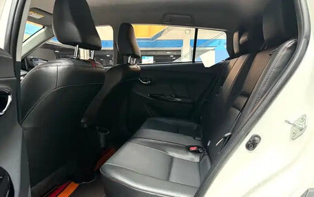 Toyota Yaris XP150 рестайлинг, 2022 год, 1 308 000 рублей, 13 фотография