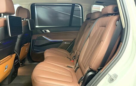 BMW X7, 2022 год, 10 995 000 рублей, 8 фотография