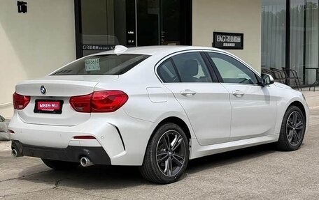 BMW 1 серия, 2023 год, 1 950 000 рублей, 5 фотография