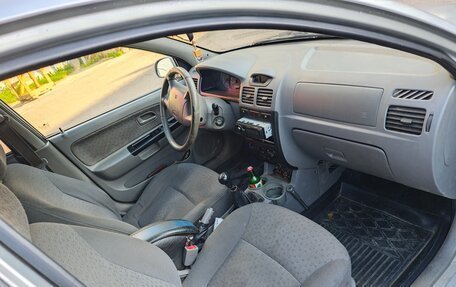 KIA Rio II, 2004 год, 120 000 рублей, 9 фотография