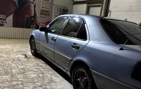 Mercedes-Benz C-Класс, 1995 год, 350 000 рублей, 2 фотография
