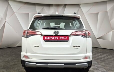Toyota RAV4, 2017 год, 2 279 000 рублей, 8 фотография