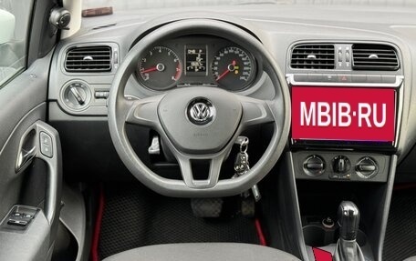 Volkswagen Polo VI (EU Market), 2016 год, 1 125 000 рублей, 18 фотография