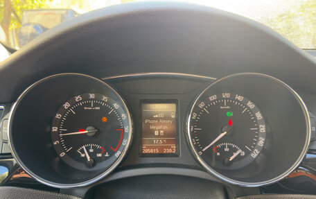 Skoda Superb III рестайлинг, 2012 год, 1 250 000 рублей, 15 фотография