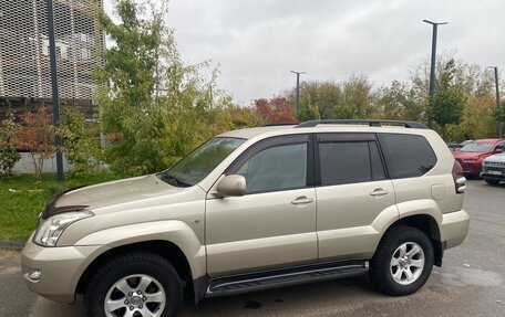 Toyota Land Cruiser Prado 120 рестайлинг, 2006 год, 2 100 000 рублей, 4 фотография