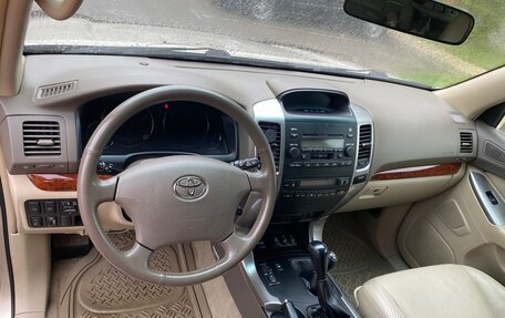 Toyota Land Cruiser Prado 120 рестайлинг, 2006 год, 2 100 000 рублей, 11 фотография