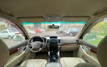 Toyota Land Cruiser Prado 120 рестайлинг, 2006 год, 2 100 000 рублей, 17 фотография