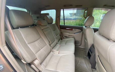 Toyota Land Cruiser Prado 120 рестайлинг, 2006 год, 2 100 000 рублей, 20 фотография