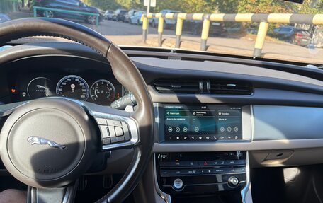 Jaguar XF II, 2018 год, 2 380 000 рублей, 10 фотография