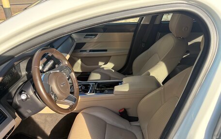 Jaguar XF II, 2018 год, 2 380 000 рублей, 8 фотография