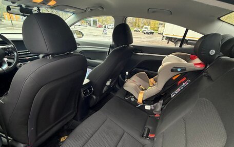 Hyundai Elantra VI рестайлинг, 2019 год, 2 150 000 рублей, 13 фотография