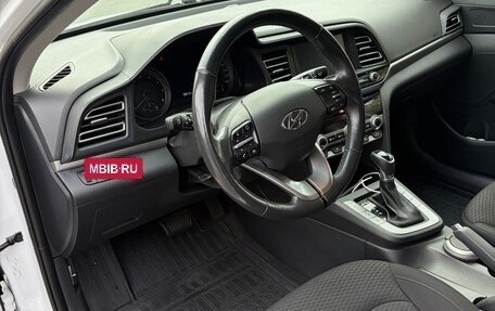 Hyundai Elantra VI рестайлинг, 2019 год, 2 150 000 рублей, 11 фотография