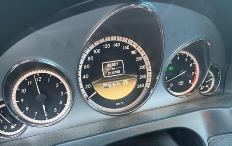 Mercedes-Benz E-Класс, 2011 год, 1 300 000 рублей, 3 фотография
