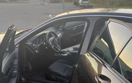 Mercedes-Benz C-Класс, 2013 год, 1 800 000 рублей, 10 фотография