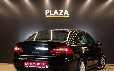 Skoda Superb III рестайлинг, 2012 год, 1 155 000 рублей, 3 фотография
