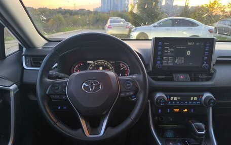 Toyota RAV4, 2020 год, 2 900 000 рублей, 8 фотография