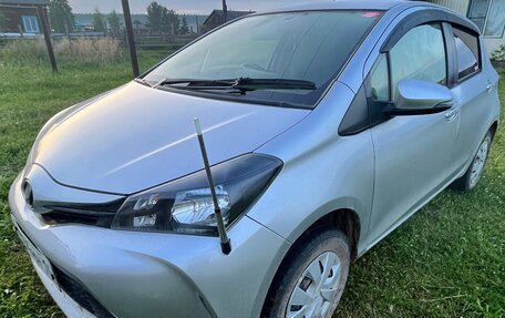 Toyota Vitz, 2014 год, 600 000 рублей, 4 фотография
